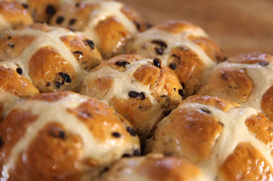 hot cross buns recipe image